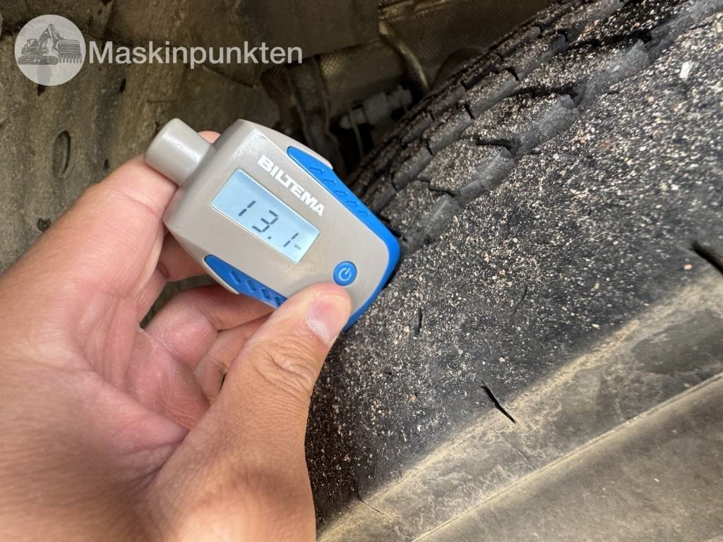 Scania R 580 EKIPAGE - Hákový nosič kontajnerov: obrázok 5 Scania R 580 EKIPAGE - Hákový nosič kontajnerov: obrázok 5