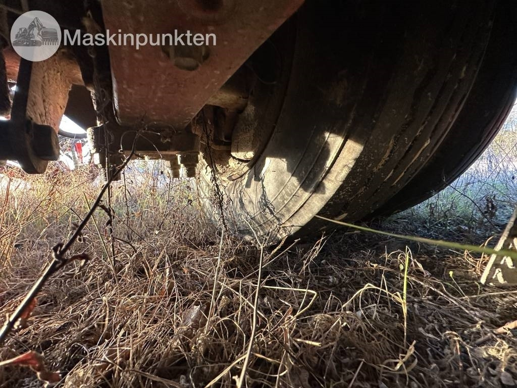 Leasing Skåpsläp med hydrauliskt öppningsbar sida  Skåpsläp med hydrauliskt öppningsbar sida: obrázok 32