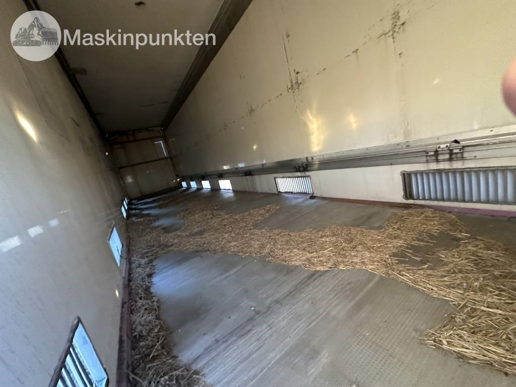 Leasing Skåpsläp med hydrauliskt öppningsbar sida  Skåpsläp med hydrauliskt öppningsbar sida: obrázok 28