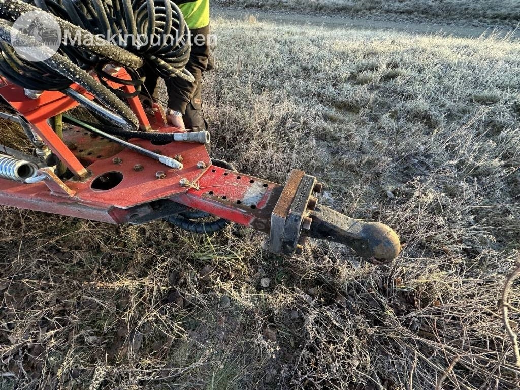 Leasing Skåpsläp med hydrauliskt öppningsbar sida  Skåpsläp med hydrauliskt öppningsbar sida: obrázok 26