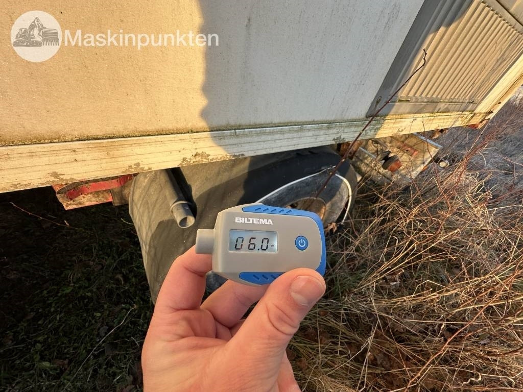 Leasing Skåpsläp med hydrauliskt öppningsbar sida  Skåpsläp med hydrauliskt öppningsbar sida: obrázok 14