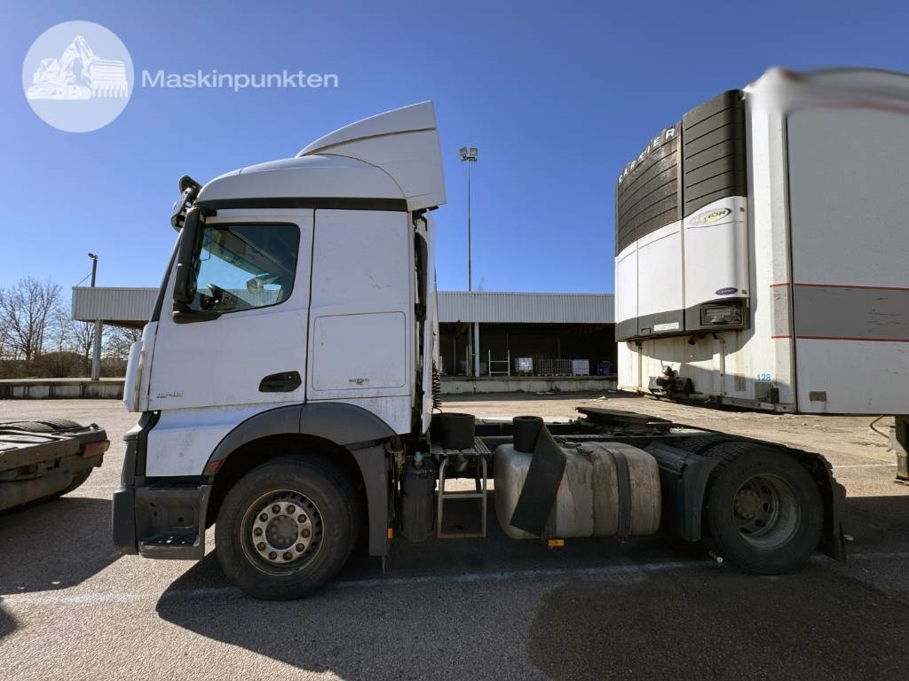 Mercedes-Benz Actros 1843 - Ťahač: obrázok 4 Mercedes-Benz Actros 1843 - Ťahač: obrázok 4