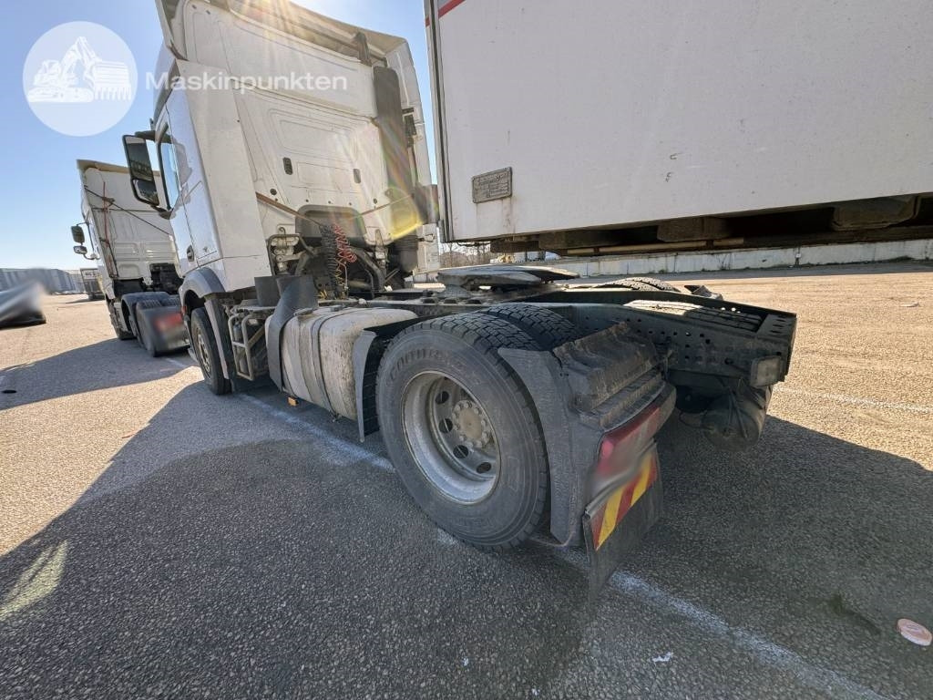 Mercedes-Benz Actros 1843 - Ťahač: obrázok 5 Mercedes-Benz Actros 1843 - Ťahač: obrázok 5