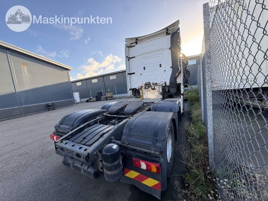 Mercedes-Benz Actros 963-4-D - Ťahač: obrázok 3 Mercedes-Benz Actros 963-4-D - Ťahač: obrázok 3