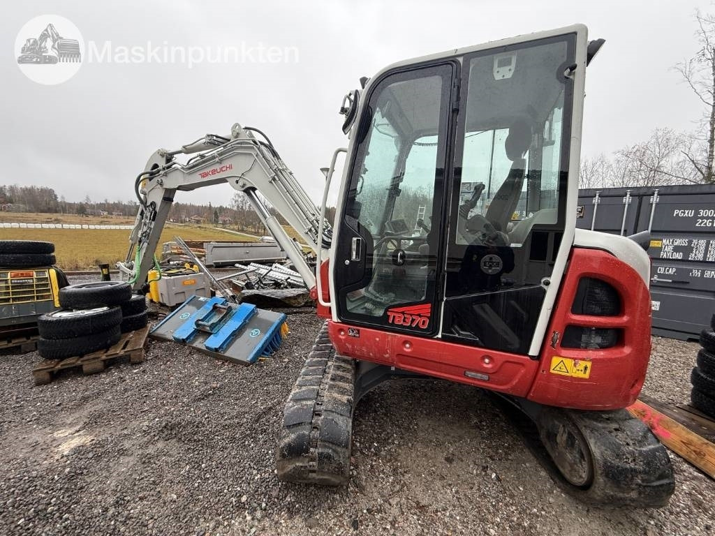 Takeuchi TB 370 - Pásové rýpadlo: obrázok 4 Takeuchi TB 370 - Pásové rýpadlo: obrázok 4
