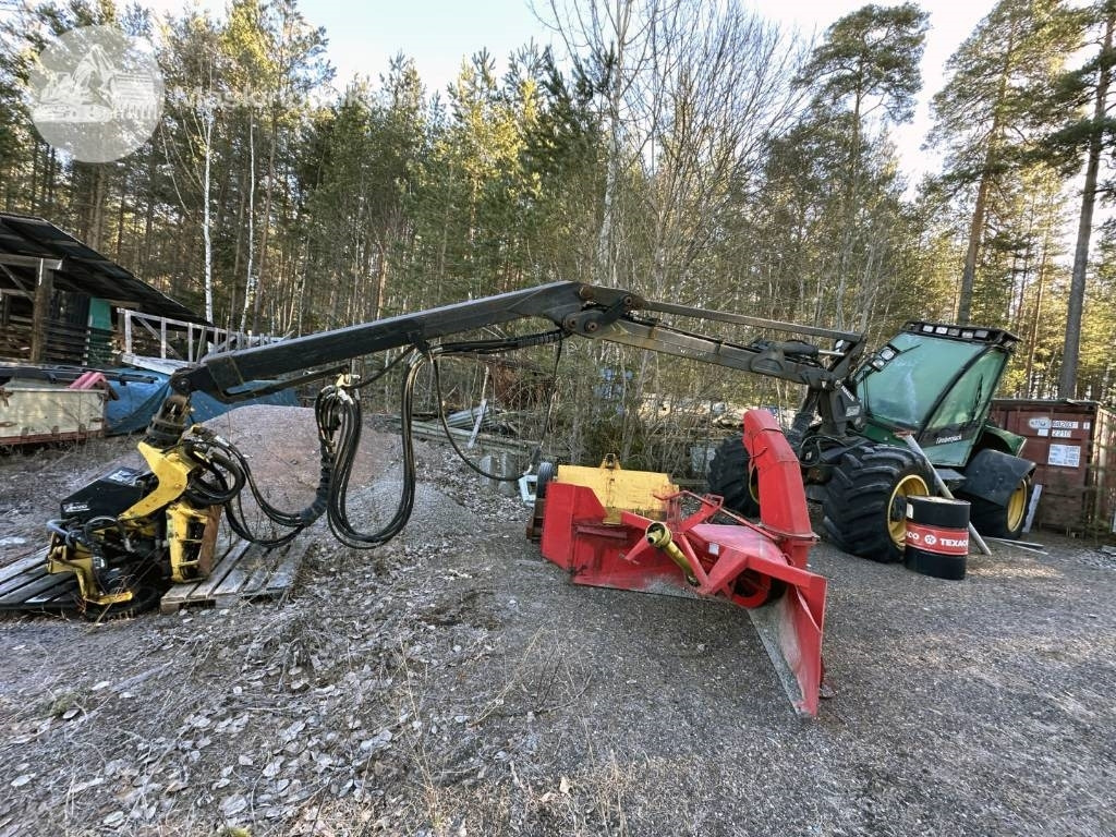 Timberjack 870 B - Lesnícky harvestor: obrázok 1 Timberjack 870 B - Lesnícky harvestor: obrázok 1