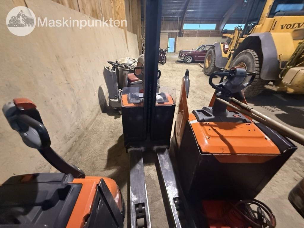 Toyota BT SWE 80 L - Elektrický vysokozdvižný vozík: obrázok 5 Toyota BT SWE 80 L - Elektrický vysokozdvižný vozík: obrázok 5