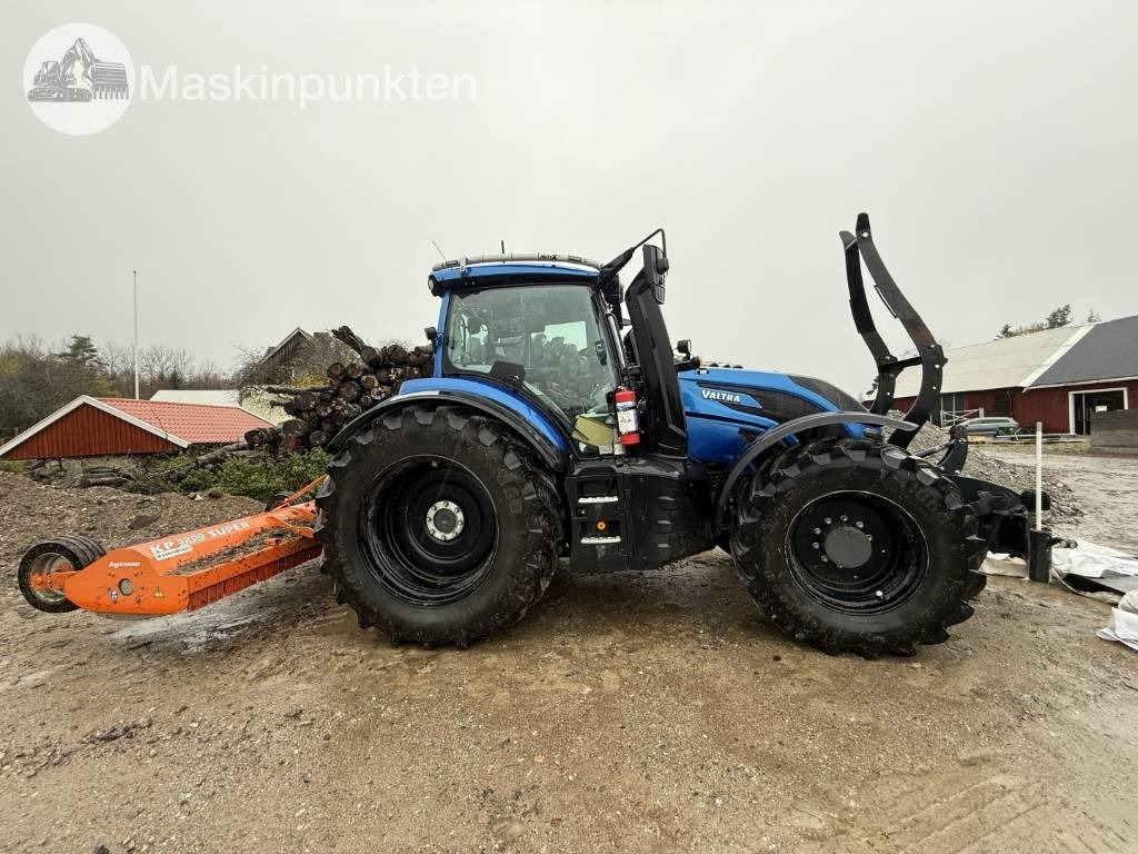 Valtra T 255 MED KRAN OCH AGGREGAT! - Lesnícky traktor: obrázok 2 Valtra T 255 MED KRAN OCH AGGREGAT! - Lesnícky traktor: obrázok 2