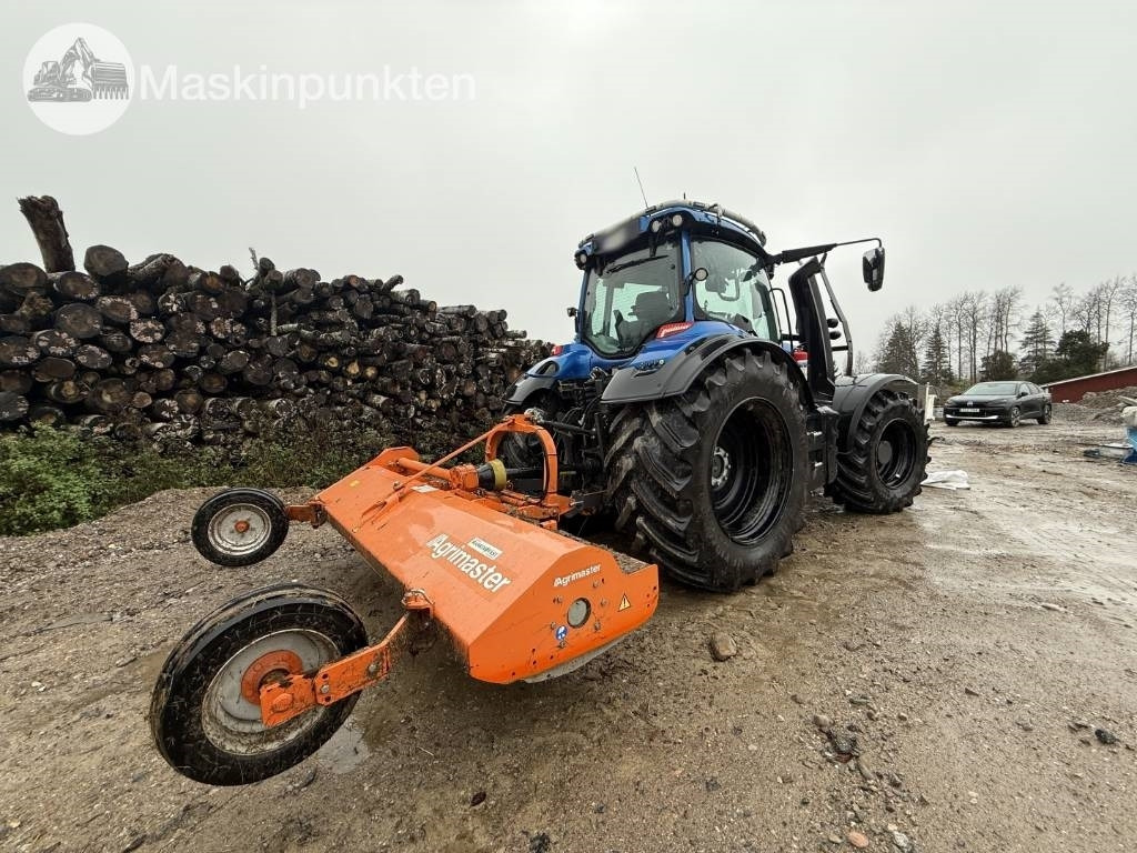 Valtra T 255 MED KRAN OCH AGGREGAT! - Lesnícky traktor: obrázok 3 Valtra T 255 MED KRAN OCH AGGREGAT! - Lesnícky traktor: obrázok 3