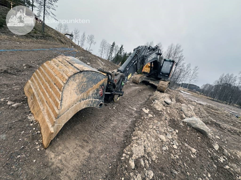 Volvo EC 300 EL - Pásové rýpadlo: obrázok 3 Volvo EC 300 EL - Pásové rýpadlo: obrázok 3