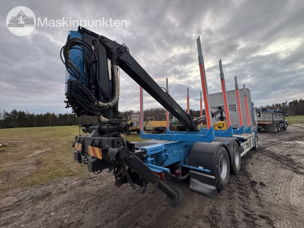 Volvo F 16 - Nákladné vozidlo na prepravu dreva: obrázok 4 Volvo F 16 - Nákladné vozidlo na prepravu dreva: obrázok 4