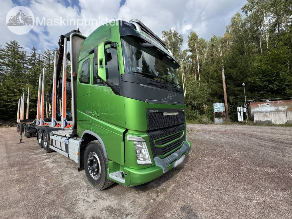 Volvo FH 16 550 - Nákladné vozidlo na prepravu dreva: obrázok 4 Volvo FH 16 550 - Nákladné vozidlo na prepravu dreva: obrázok 4