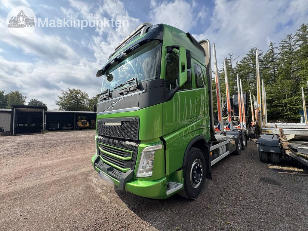 Volvo FH 16 550 - Nákladné vozidlo na prepravu dreva: obrázok 1 Volvo FH 16 550 - Nákladné vozidlo na prepravu dreva: obrázok 1