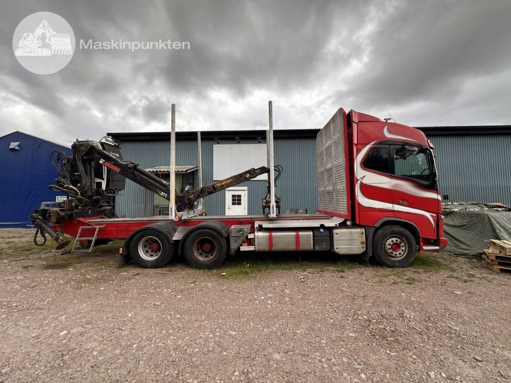 Volvo FH 16 750 - Nákladné vozidlo na prepravu dreva: obrázok 4 Volvo FH 16 750 - Nákladné vozidlo na prepravu dreva: obrázok 4