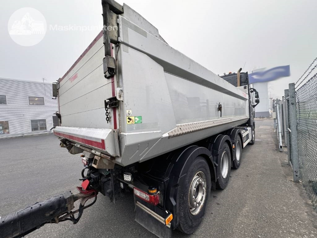 Volvo FH 16 750 - Sklápač: obrázok 4 Volvo FH 16 750 - Sklápač: obrázok 4