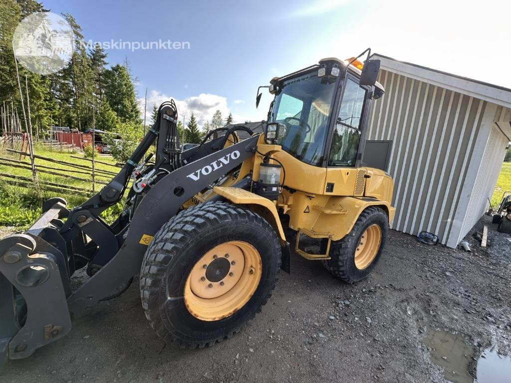 Volvo L 35 G - Kolesový nakladač: obrázok 1 Volvo L 35 G - Kolesový nakladač: obrázok 1