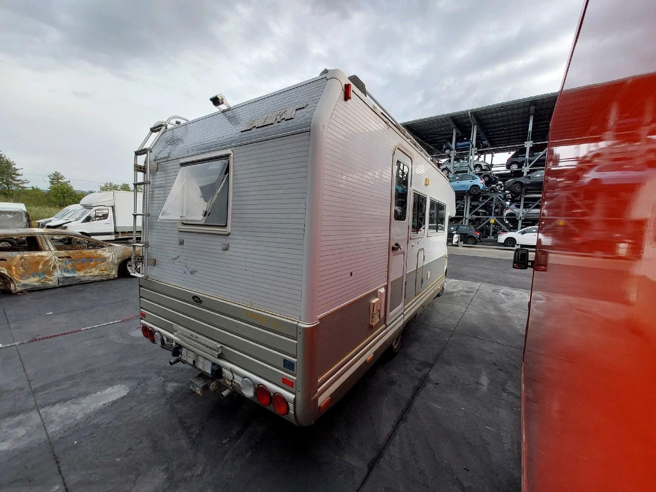 IVECO LAIKA 35.12 CAMPING 122 - Alkovna: obrázok 4 IVECO LAIKA 35.12 CAMPING 122 - Alkovna: obrázok 4