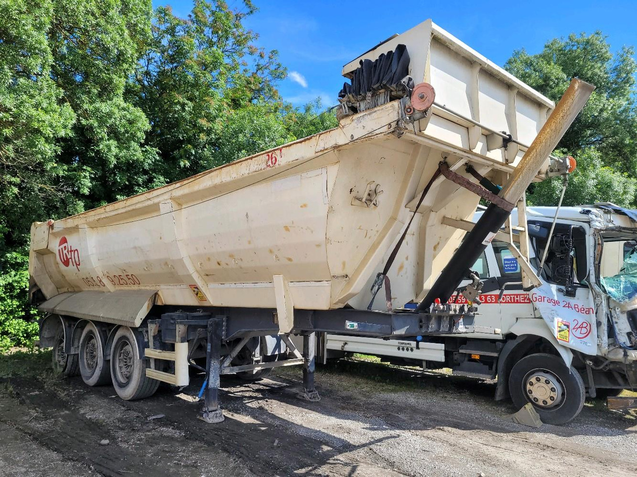 LOUAULT BENNE TP SR39 - Náves sklápěcí: obrázok 1 LOUAULT BENNE TP SR39 - Náves sklápěcí: obrázok 1