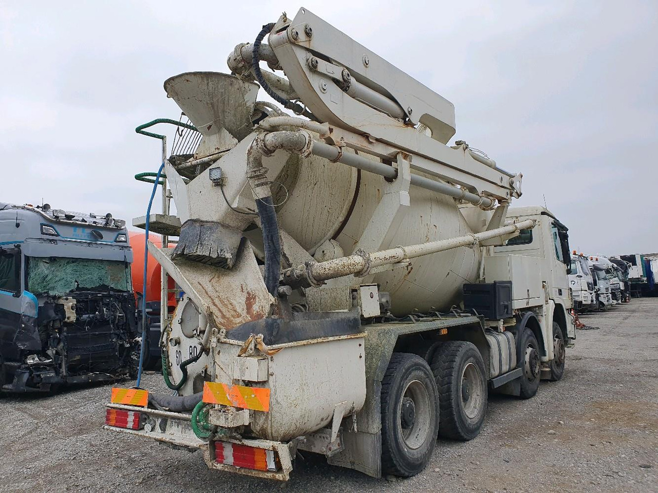 MERCEDES ACTROS 3236 MALAX PUTZMEISTER - Domiešavač: obrázok 4 MERCEDES ACTROS 3236 MALAX PUTZMEISTER - Domiešavač: obrázok 4
