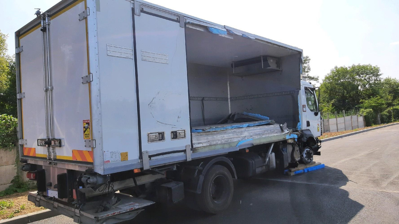 RENAULT PORTEUR FRIGO D - Chladirenské nákladné vozidlo: obrázok 4 RENAULT PORTEUR FRIGO D - Chladirenské nákladné vozidlo: obrázok 4