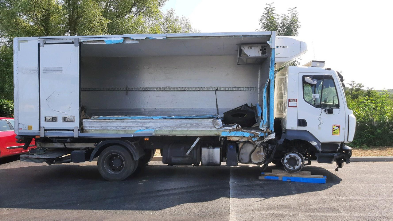 RENAULT PORTEUR FRIGO D - Chladirenské nákladné vozidlo: obrázok 3 RENAULT PORTEUR FRIGO D - Chladirenské nákladné vozidlo: obrázok 3