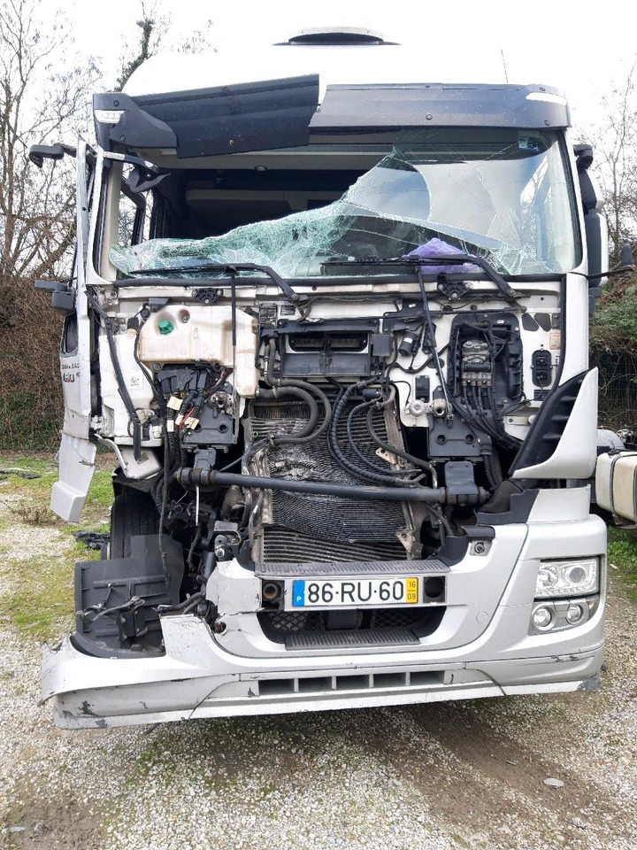IVECO STRALIS 460 E6 - Ťahač: obrázok 2 IVECO STRALIS 460 E6 - Ťahač: obrázok 2
