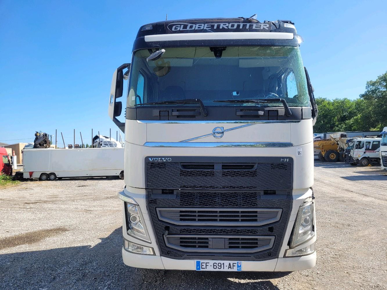 VOLVO FH 460 EURO6 4X2 - Ťahač: obrázok 2 VOLVO FH 460 EURO6 4X2 - Ťahač: obrázok 2