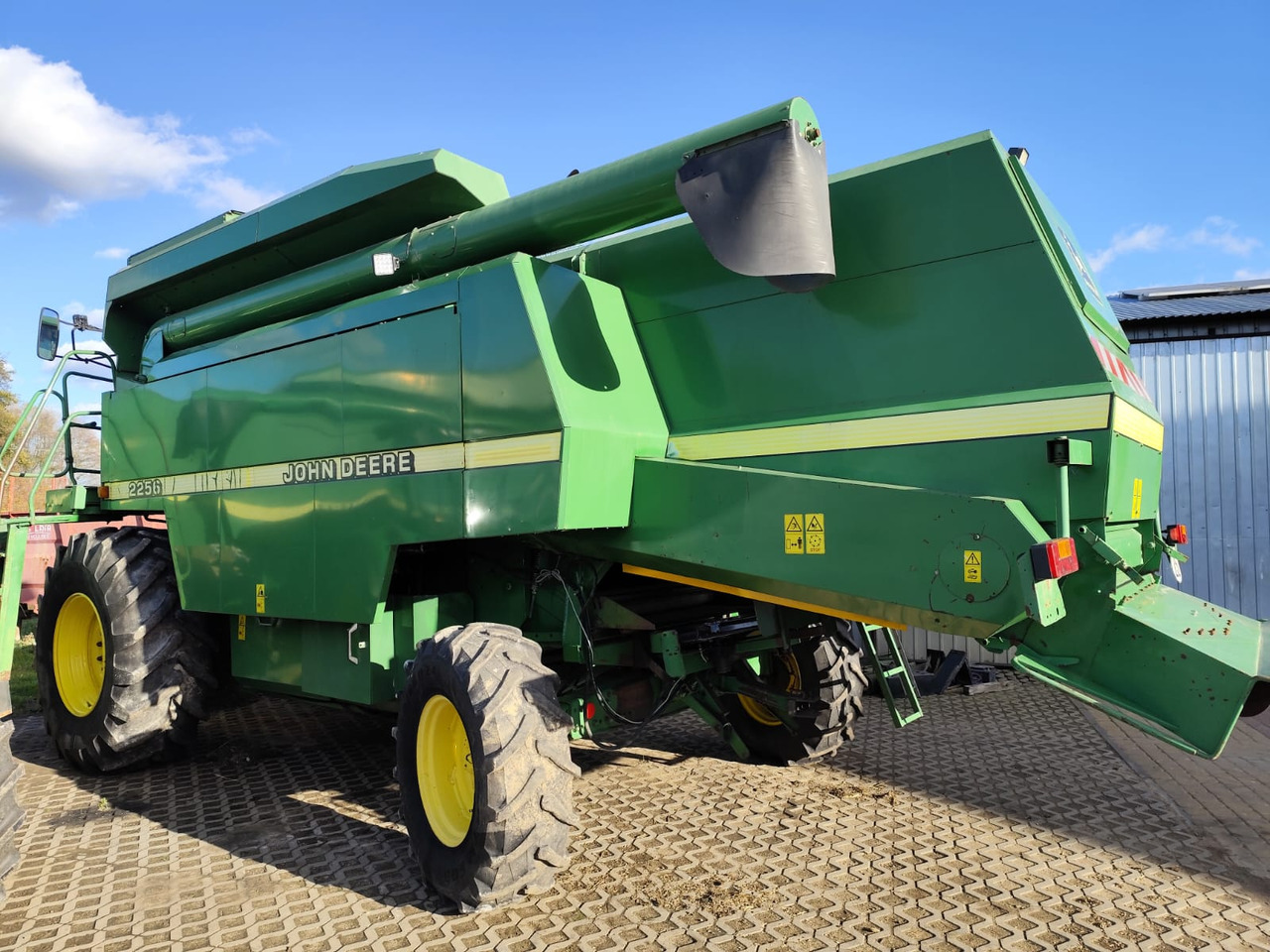 John Deere 2256 - Obilný kombajn: obrázok 5 John Deere 2256 - Obilný kombajn: obrázok 5