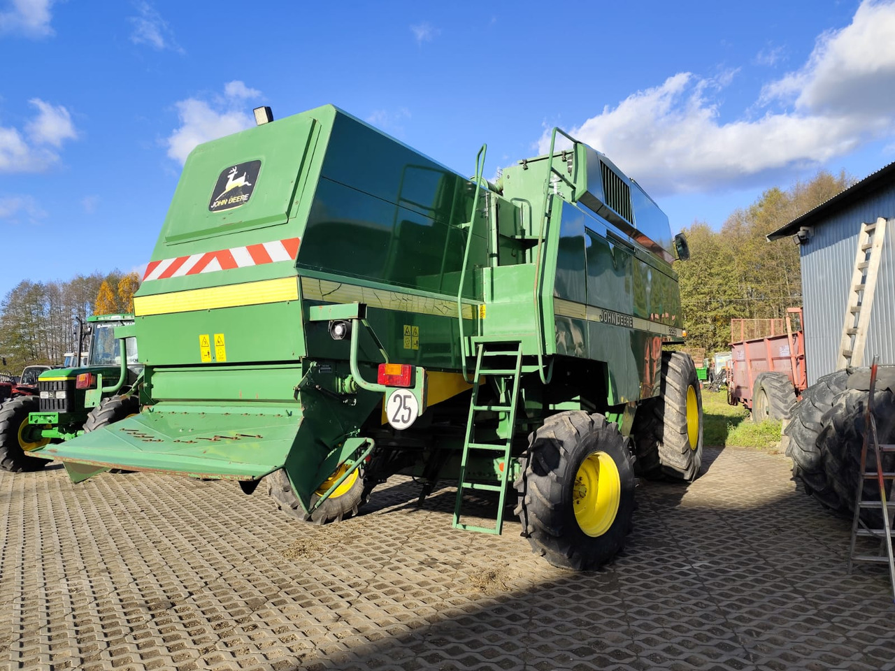 John Deere 2256 - Obilný kombajn: obrázok 4 John Deere 2256 - Obilný kombajn: obrázok 4