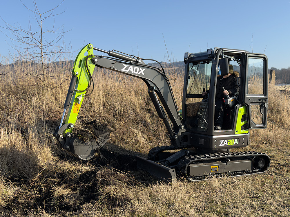 ZAOX ZA28A - Mini rýpadlo: obrázok 4 ZAOX ZA28A - Mini rýpadlo: obrázok 4