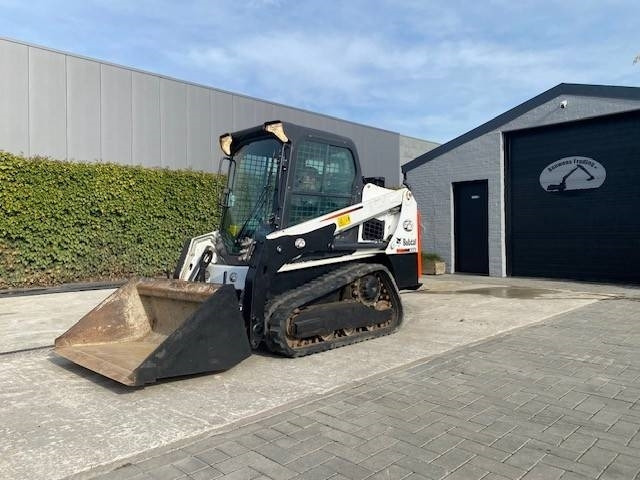Bobcat T 450 - Pásový šmykom riadený nakladač: obrázok 5 Bobcat T 450 - Pásový šmykom riadený nakladač: obrázok 5