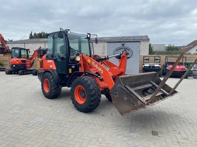 Kubota R 070 - Kolesový nakladač: obrázok 5 Kubota R 070 - Kolesový nakladač: obrázok 5