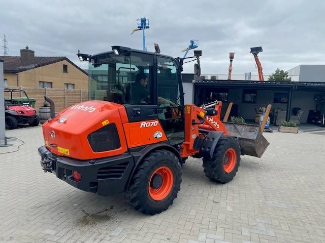 Kubota R 070 - Kolesový nakladač: obrázok 1 Kubota R 070 - Kolesový nakladač: obrázok 1