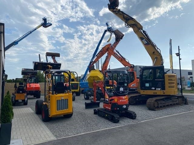 Kubota U 50-5 - Mini rýpadlo: obrázok 4 Kubota U 50-5 - Mini rýpadlo: obrázok 4