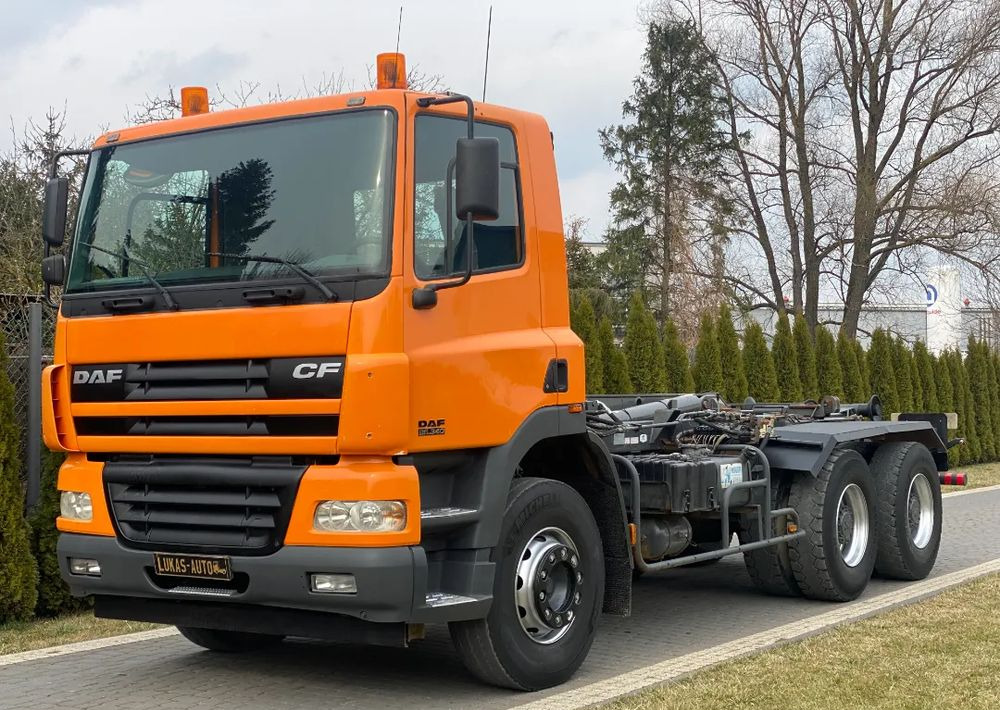 DAF CF 85.340 6X4 MANUAL - Hákový nosič kontajnerov: obrázok 3 DAF CF 85.340 6X4 MANUAL - Hákový nosič kontajnerov: obrázok 3
