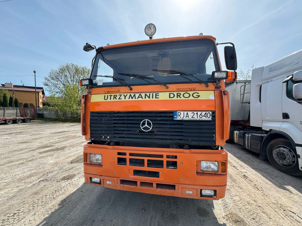 Mercedes-Benz MAZ 650119 MERCEDES ENGINE FIRST OWNER - Sklápač: obrázok 2 Mercedes-Benz MAZ 650119 MERCEDES ENGINE FIRST OWNER - Sklápač: obrázok 2