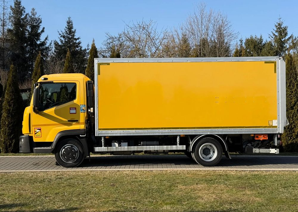 Renault D 7.5 KONTENER - Skříňový nákladní auto: obrázok 4 Renault D 7.5 KONTENER - Skříňový nákladní auto: obrázok 4