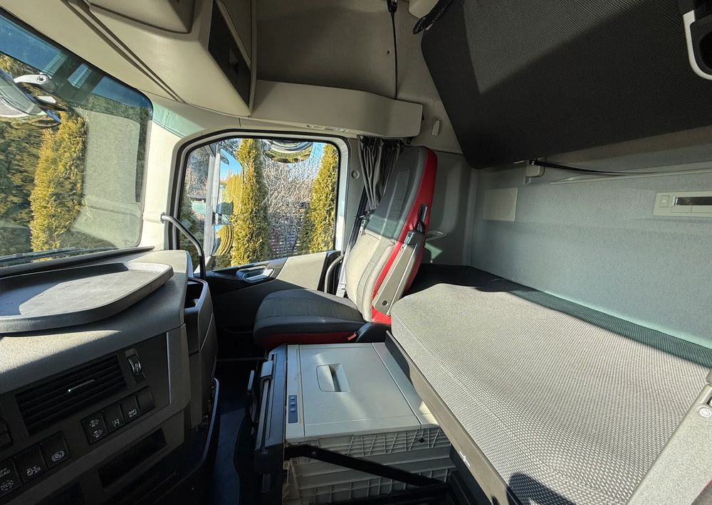 Ťahač Volvo FH 500 PARK COOL HYDRAULIKA ADR: obrázok 12