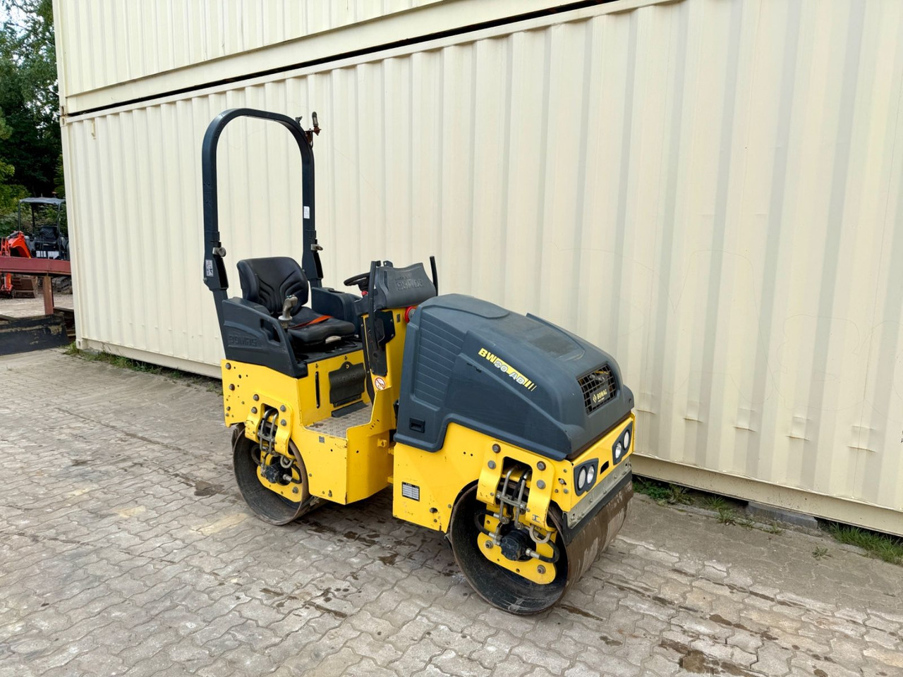 BOMAG BW80AD-5 / 2018 BJ / 1.005 H / 1.550 KG - Cestný valec: obrázok 4 BOMAG BW80AD-5 / 2018 BJ / 1.005 H / 1.550 KG - Cestný valec: obrázok 4