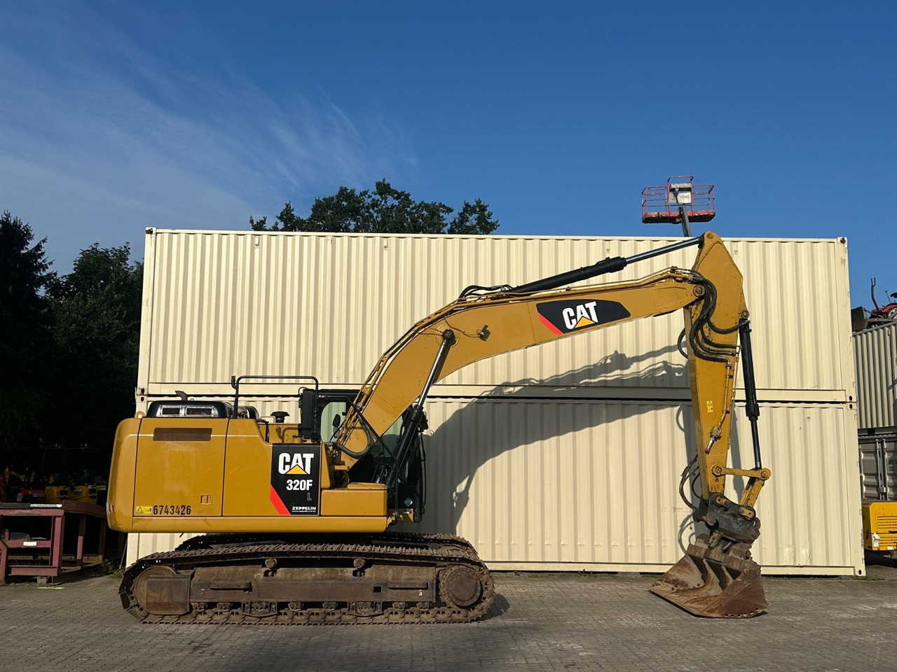 CAT 320FL / 2017 BJ / 9.933 H / Deutsche Maschine - Pásové rýpadlo: obrázok 5 CAT 320FL / 2017 BJ / 9.933 H / Deutsche Maschine - Pásové rýpadlo: obrázok 5