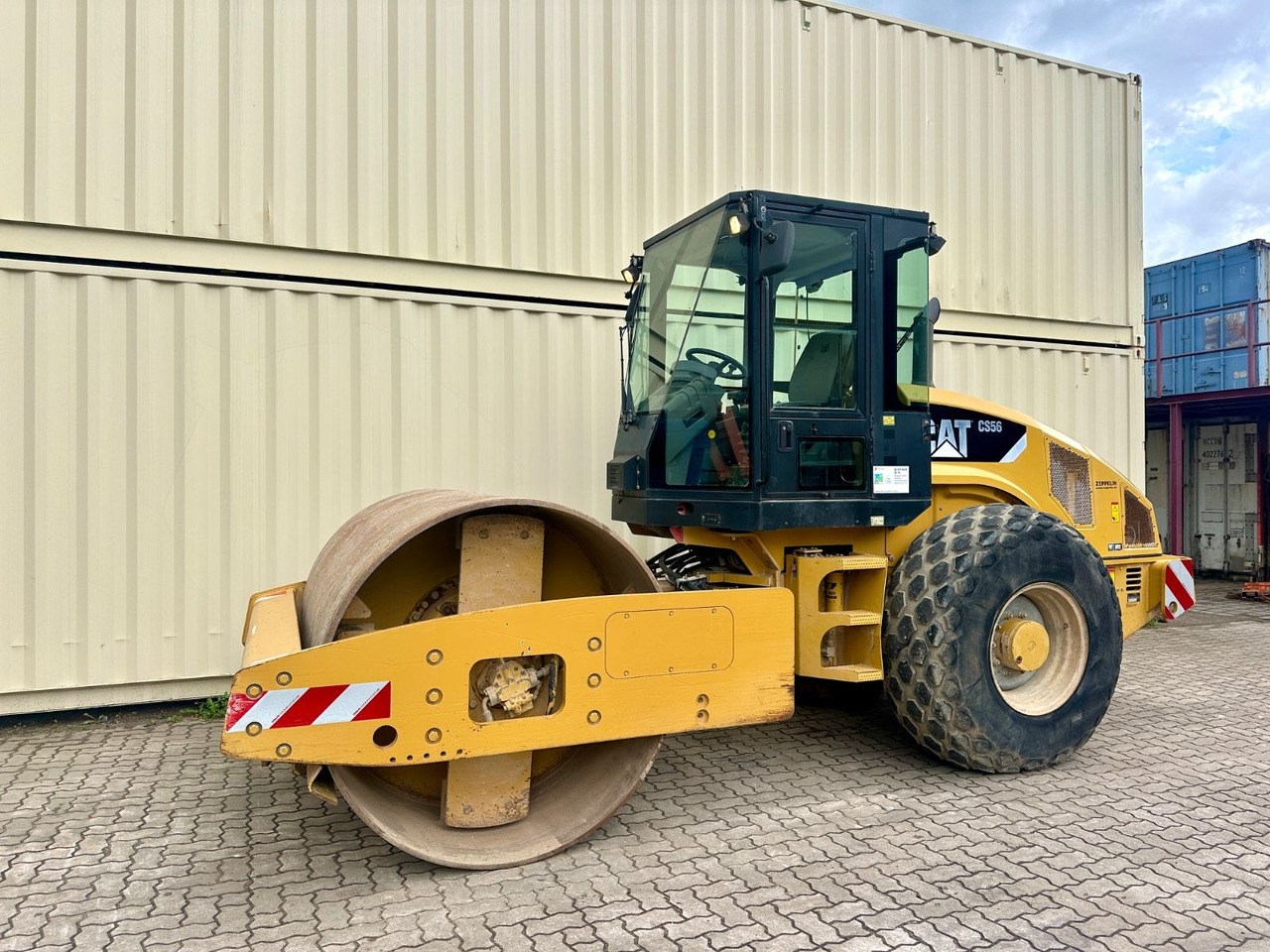 CAT CS56 / 3.782 H / Deutsche Maschine - Kompaktor: obrázok 2 CAT CS56 / 3.782 H / Deutsche Maschine - Kompaktor: obrázok 2