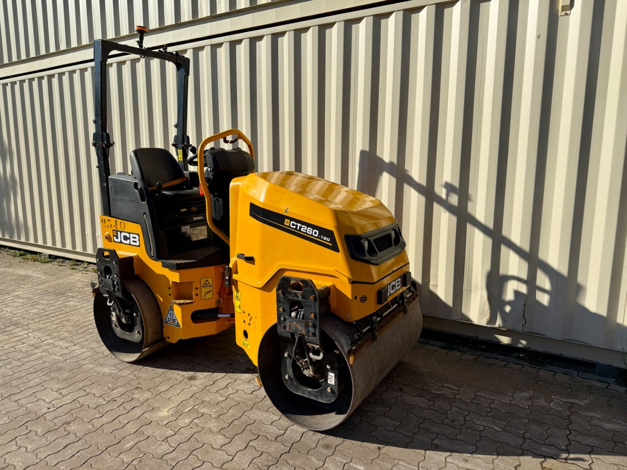 JCB CT260-120 / 2019 BJ / 609 H / 2.560 KG - Cestný valec: obrázok 5 JCB CT260-120 / 2019 BJ / 609 H / 2.560 KG - Cestný valec: obrázok 5