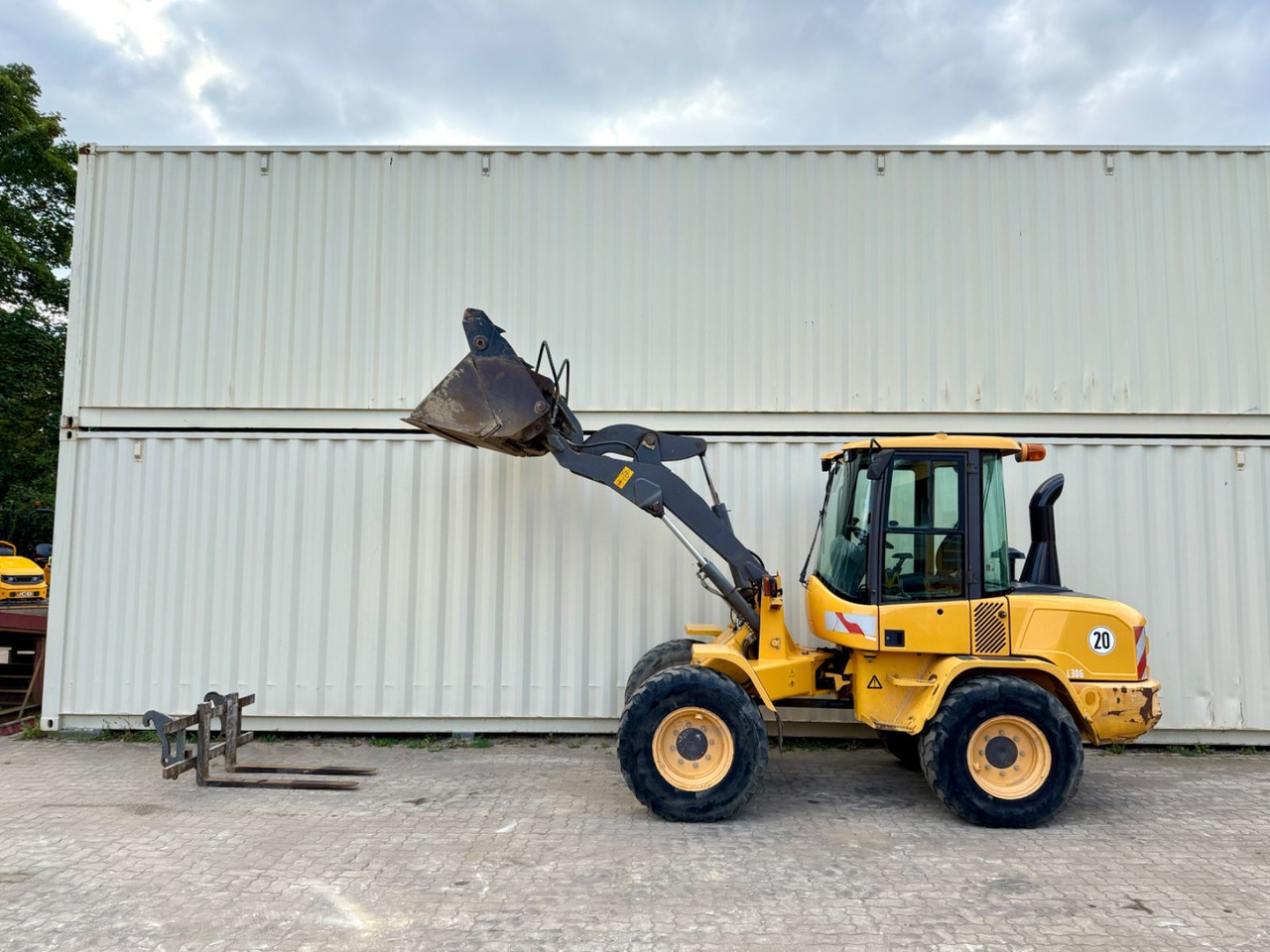 Volvo L30G / 2014 BJ / Klappschaufel + Gabel - Kolesový nakladač: obrázok 3 Volvo L30G / 2014 BJ / Klappschaufel + Gabel - Kolesový nakladač: obrázok 3