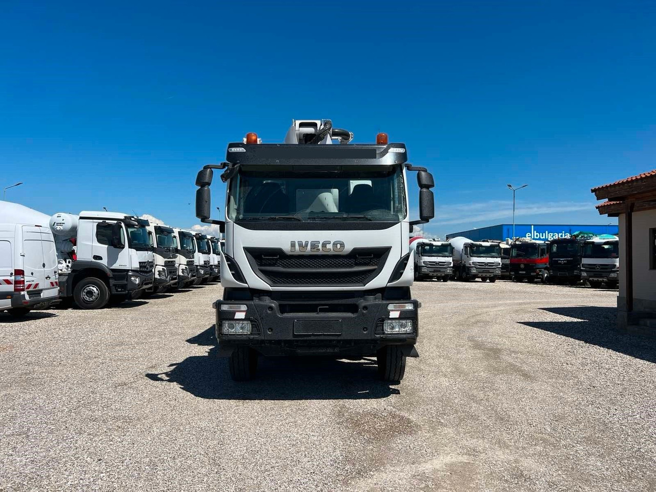 Iveco TRAKKER 500 CIFA MAGNUM MK32L - Autočerpadlo: obrázok 2 Iveco TRAKKER 500 CIFA MAGNUM MK32L - Autočerpadlo: obrázok 2