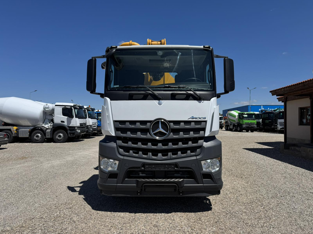 MERCEDES-BENZ AROCS 4442 SCHWING S43SX - Autočerpadlo: obrázok 2 MERCEDES-BENZ AROCS 4442 SCHWING S43SX - Autočerpadlo: obrázok 2
