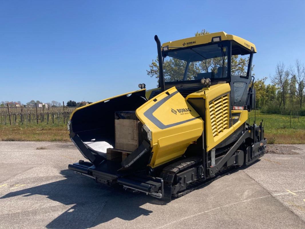 BOMAG IT BF 700 C-2 S500 Stage IV/Tier 4f - Finišer: obrázok 1 BOMAG IT BF 700 C-2 S500 Stage IV/Tier 4f - Finišer: obrázok 1