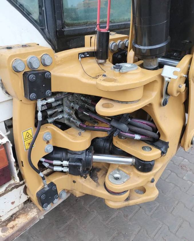 CAT Caterpillar 428E - Rýpadlo-nakladač: obrázok 5 CAT Caterpillar 428E - Rýpadlo-nakladač: obrázok 5