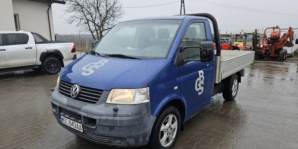 Volkswagen Transporter T5 2.5 skrzynia FV23% klima automat Webasto - Dodávka valník: obrázok 2 Volkswagen Transporter T5 2.5 skrzynia FV23% klima automat Webasto - Dodávka valník: obrázok 2