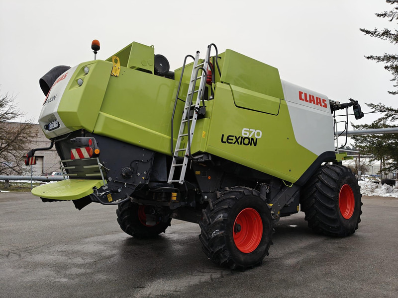 Claas Lexion 670 - Obilný kombajn: obrázok 4 Claas Lexion 670 - Obilný kombajn: obrázok 4