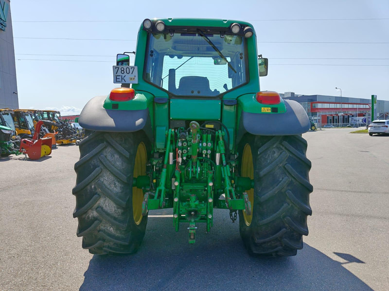 John Deere 6620 - Traktor: obrázok 4 John Deere 6620 - Traktor: obrázok 4